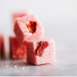 Teaspressa Luxe Champagne sugar cubes STRAWBERRY 1 pack 12